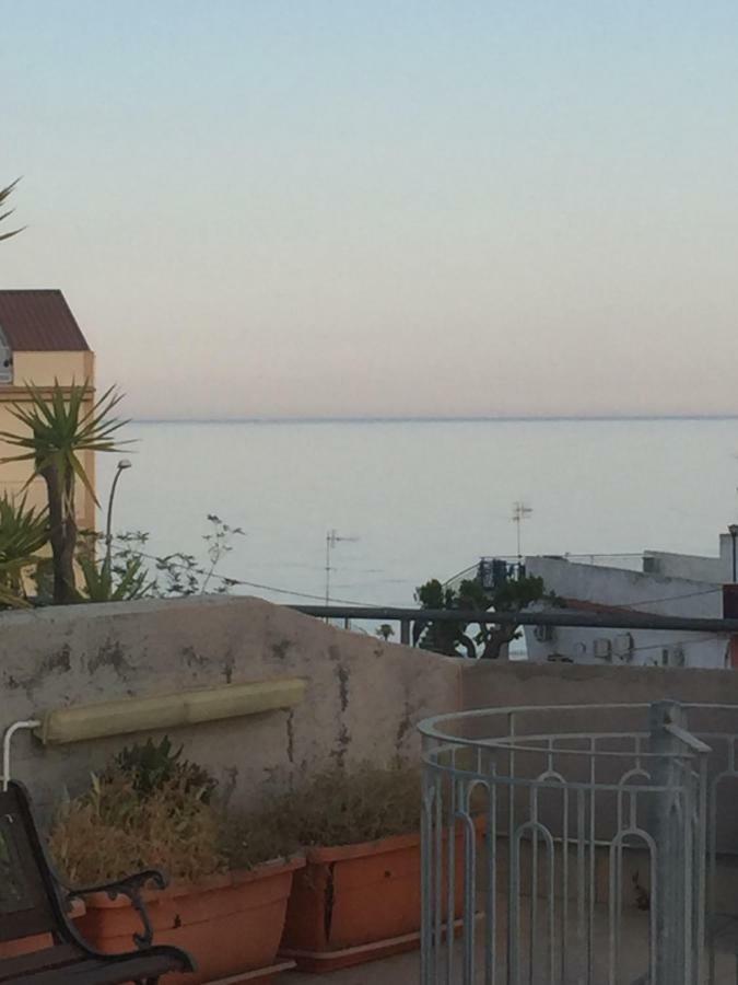 Appartement Taormina Mare Piscina Fondachello à Fondachello  Extérieur photo
